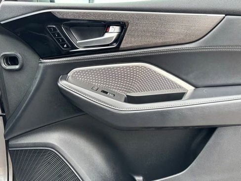 Used 2023 Acura MDX SH-AWD w/ Advance Package image 22