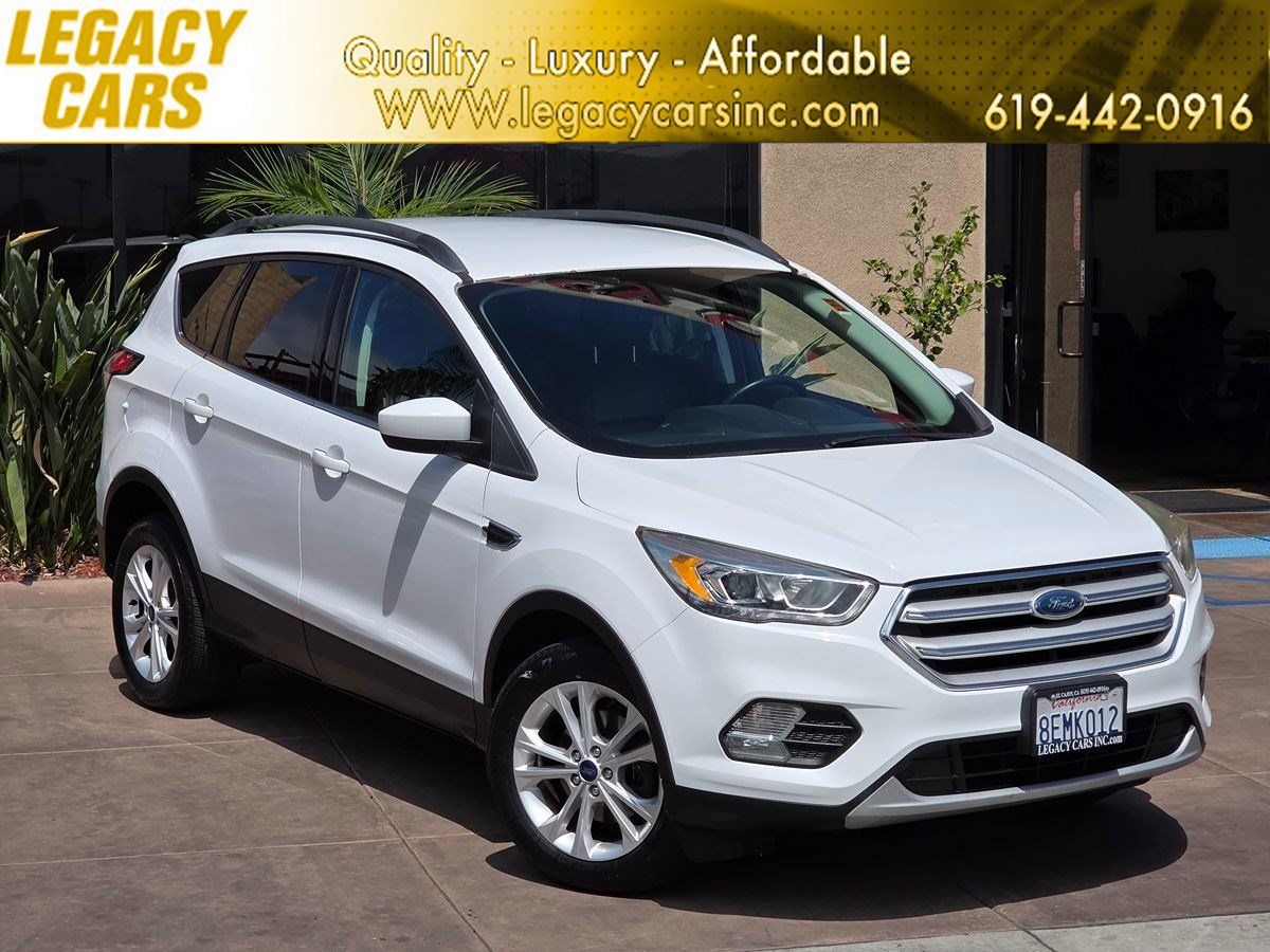 Used 2018 Ford Escape SEL FWD image 1