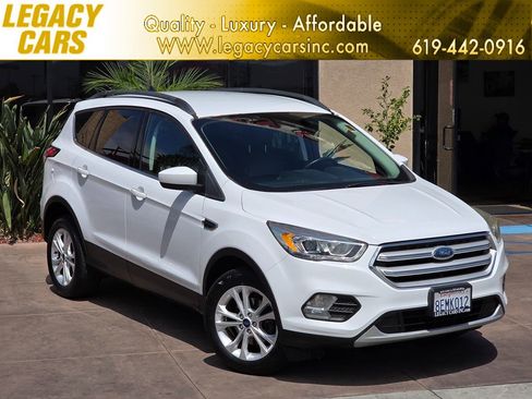 Used 2018 Ford Escape SEL FWD image 1