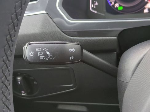 Used 2022 Volkswagen Tiguan SEL R-Line image 26