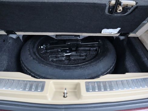 Used 2015 Mercedes-Benz GL 320 BlueTEC 4MATIC w/ Premium I Package image 19