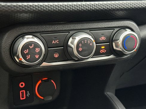 Used 2024 Nissan Kicks S image 20