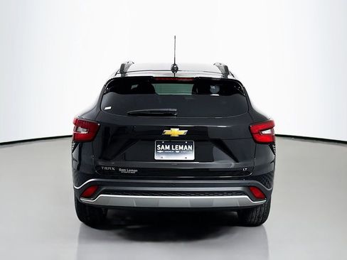 New 2026 Chevrolet Trax LT w/ Driver Confidence Package image 6