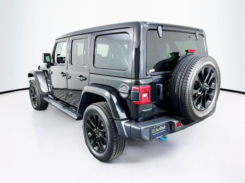 Used 2022 Jeep Wrangler Sahara w/ Cold Weather Group image 5