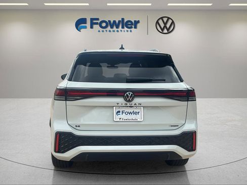 New 2026 Volkswagen Tiguan SE R-Line AWD/4WD image 6