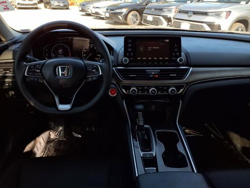 Used 2020 Honda Accord LX image 19