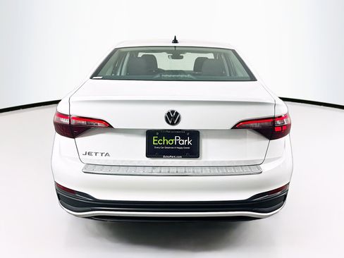 Used 2023 Volkswagen Jetta S w/ IQ.Drive Package image 7