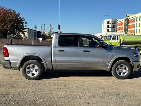 New 2026 RAM 1500 4x4 Crew Cab image 2