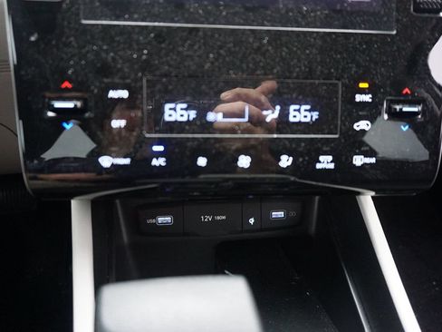 Used 2024 Hyundai Tucson SEL FWD image 11