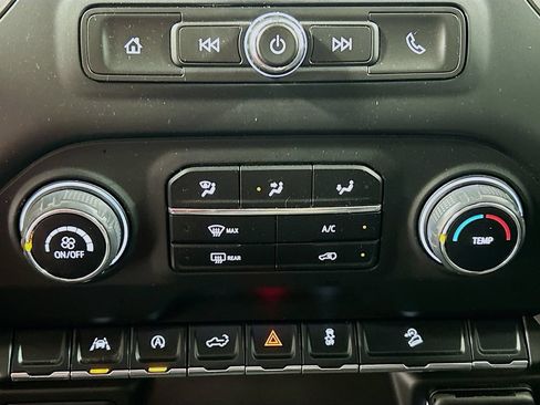 Used 2024 Chevrolet Silverado 1500 Custom Trail Boss AWD/4WD image 13
