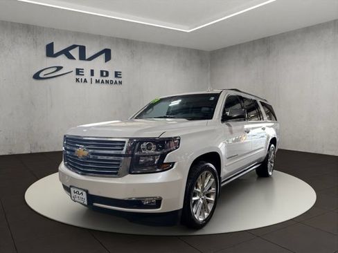 Used 2019 Chevrolet Suburban Premier w/ Premier Plus Edition AWD/4WD image 5