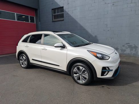 Used 2019 Kia Niro EX Premium w/ Cold Weather Package 1.0 image 1