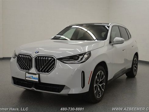 Used 2025 BMW X3 xDrive30i w/ Premium Package AWD/4WD image 2