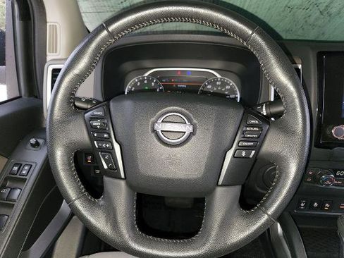 Certified 2022 Nissan Frontier SV image 22