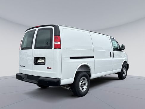 New 2026 GMC Savana 2500 w/ Driver Convenience Package RWD image 7
