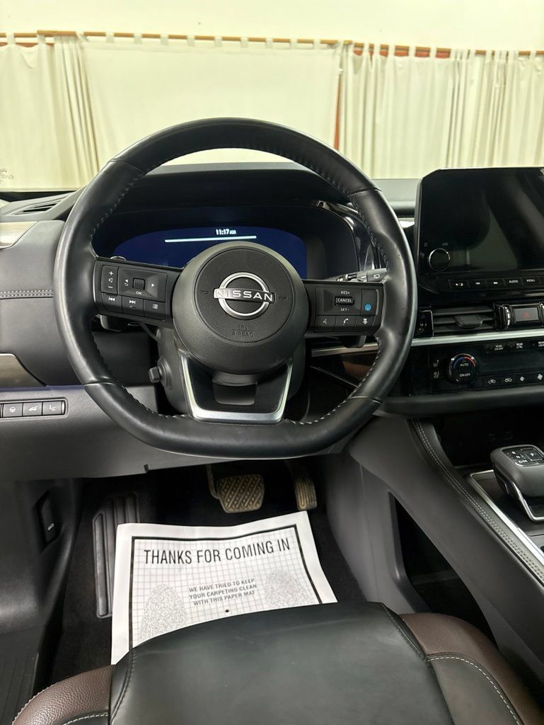 Used 2025 Nissan Pathfinder Platinum w/ Cargo Package FWD image 13