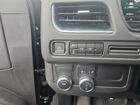 Used 2023 GMC Yukon SLT RWD image 53