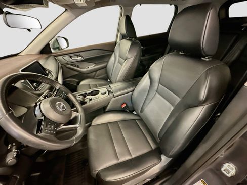 Used 2023 Nissan Rogue SV w/ SV Premium B Package AWD/4WD image 13