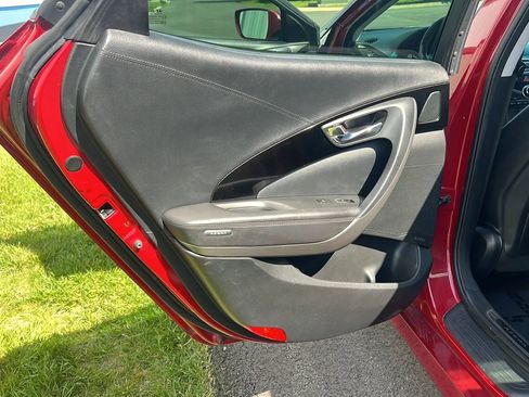 Used 2015 Hyundai Azera FWD image 12