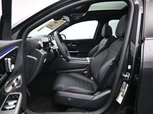 New 2025 Mercedes-Benz GLC 300 GLC 300 image 21