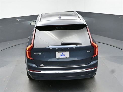 New 2026 Volvo XC90 B6 Plus w/ Protection Package Premier image 49