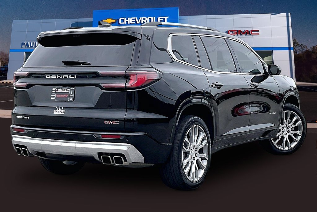 Used 2025 GMC Acadia Denali w/ Super Cruise Package FWD image 7