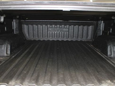 Used 2025 GMC Sierra 1500 AT4X image 24