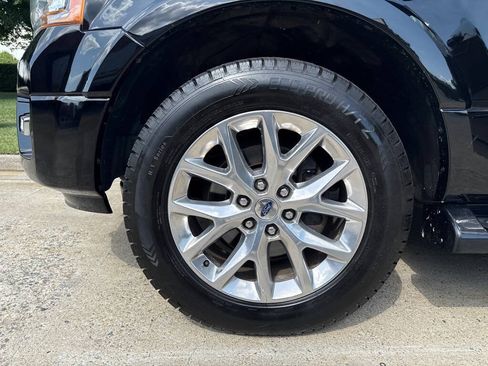 Used 2016 Ford Expedition Limited AWD/4WD image 9