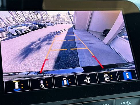 Certified 2022 Chevrolet Equinox RS w/ RS Leather Package image 21