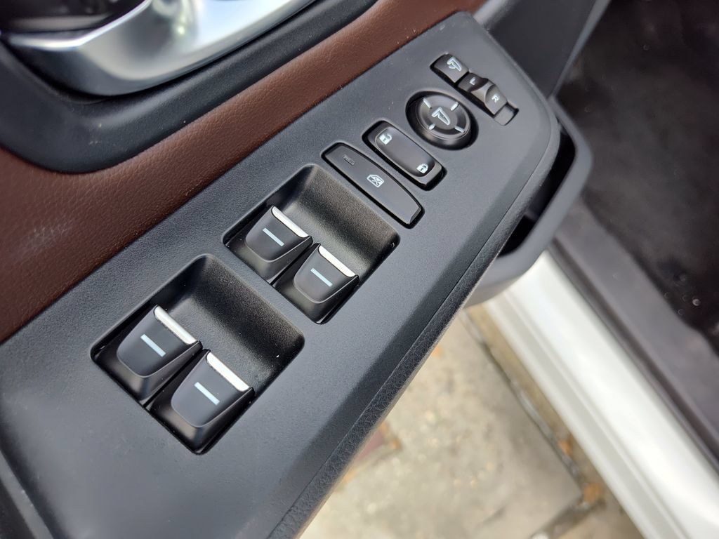 Used 2023 Honda Pilot Elite image 22