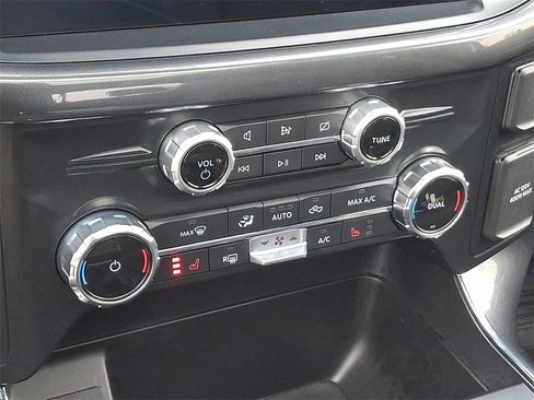 Used 2022 Ford F150 XLT w/ Equipment Group 302A High image 17