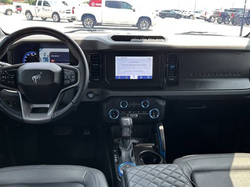Used 2022 Ford Bronco Black Diamond AWD/4WD image 29