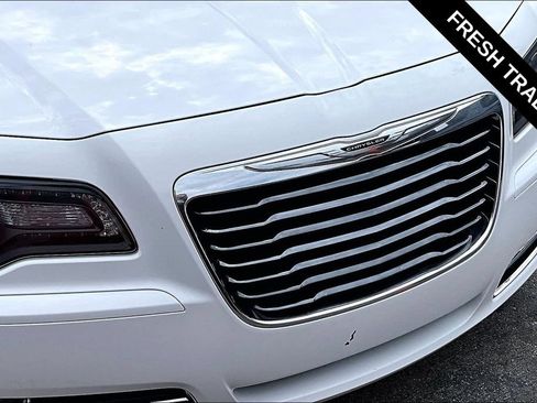 Used 2013 Chrysler 300 S RWD image 32