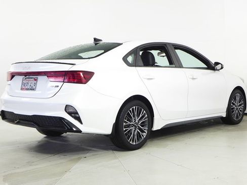 Used 2024 Kia Forte GT-Line image 7