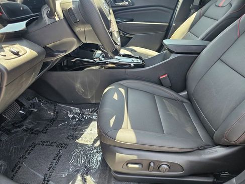 New 2026 Chevrolet Trax RS w/ Driver Confidence Package FWD image 17
