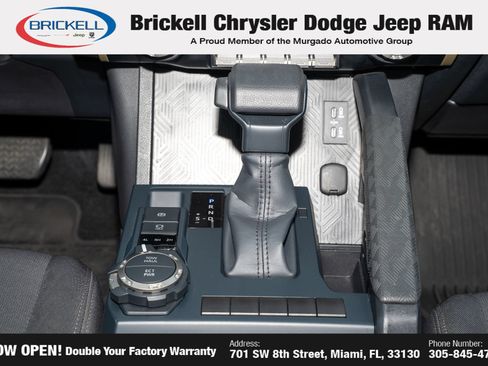 Used 2025 Toyota Tacoma SR5 AWD/4WD image 23