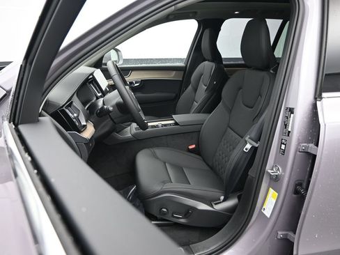 New 2026 Volvo XC90 B5 Plus w/ Protection Package AWD/4WD image 20