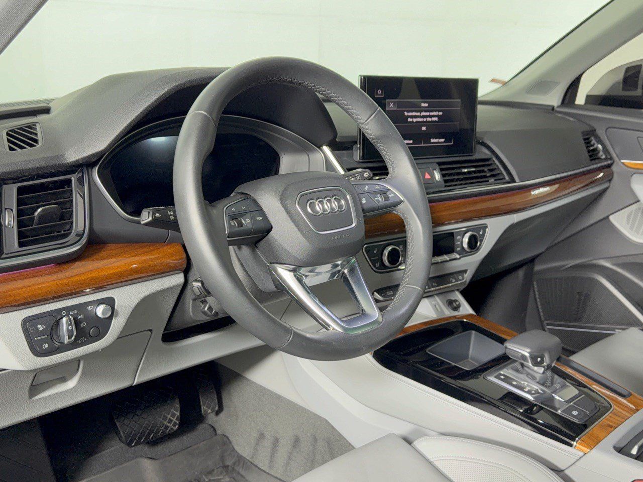 Used 2023 Audi Q5 2.0T Prestige AWD/4WD image 4