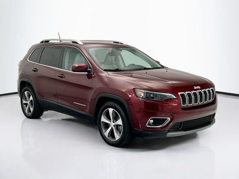 Used 2020 Jeep Cherokee Limited FWD image 3