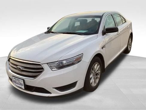 Used 2013 Ford Taurus SE FWD image 1