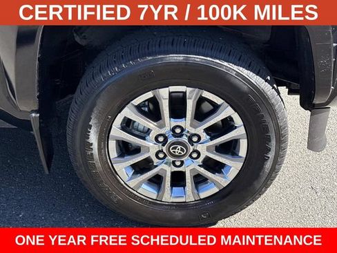 Used 2025 Toyota Tacoma Limited AWD/4WD image 7