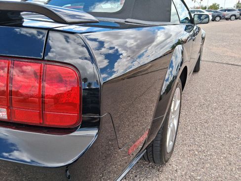 Used 2007 Ford Mustang GT RWD image 15
