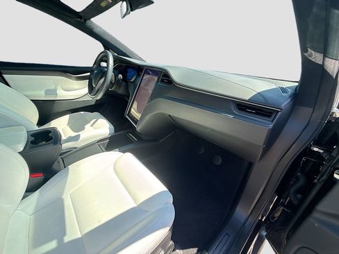 Used 2020 Tesla Model X Performance AWD/4WD image 21