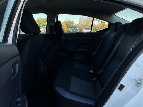 Used 2025 Nissan Versa SV image 11