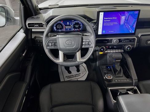 New 2025 Toyota 4Runner Limited image 19