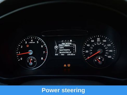 Used 2017 Kia Sorento FWD image 3