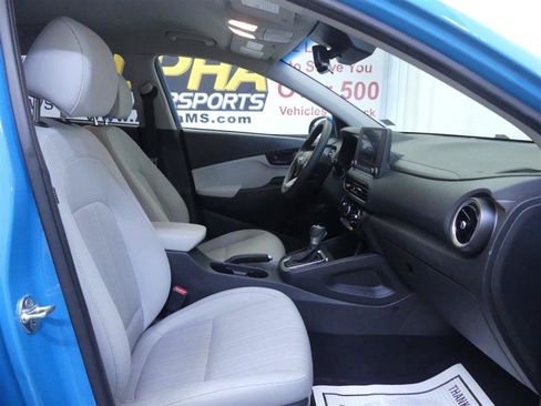 Used 2022 Hyundai Kona SEL FWD image 8
