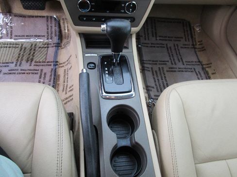 Used 2009 Mercury Milan Premier image 17