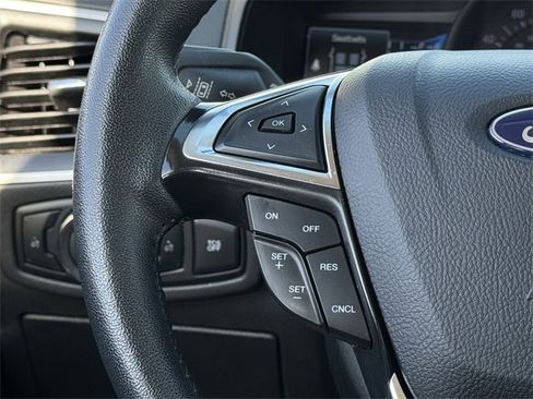 Certified 2024 Ford Edge SEL image 13