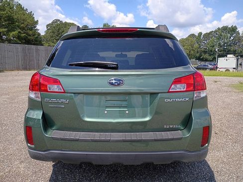 Used 2013 Subaru Outback 2.5i Premium AWD/4WD image 6
